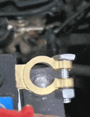 Universal Battery Disconnect & Leak Protector